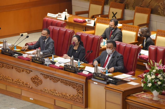DPR Sahkan RUU PPP Terkait Omnibus Law